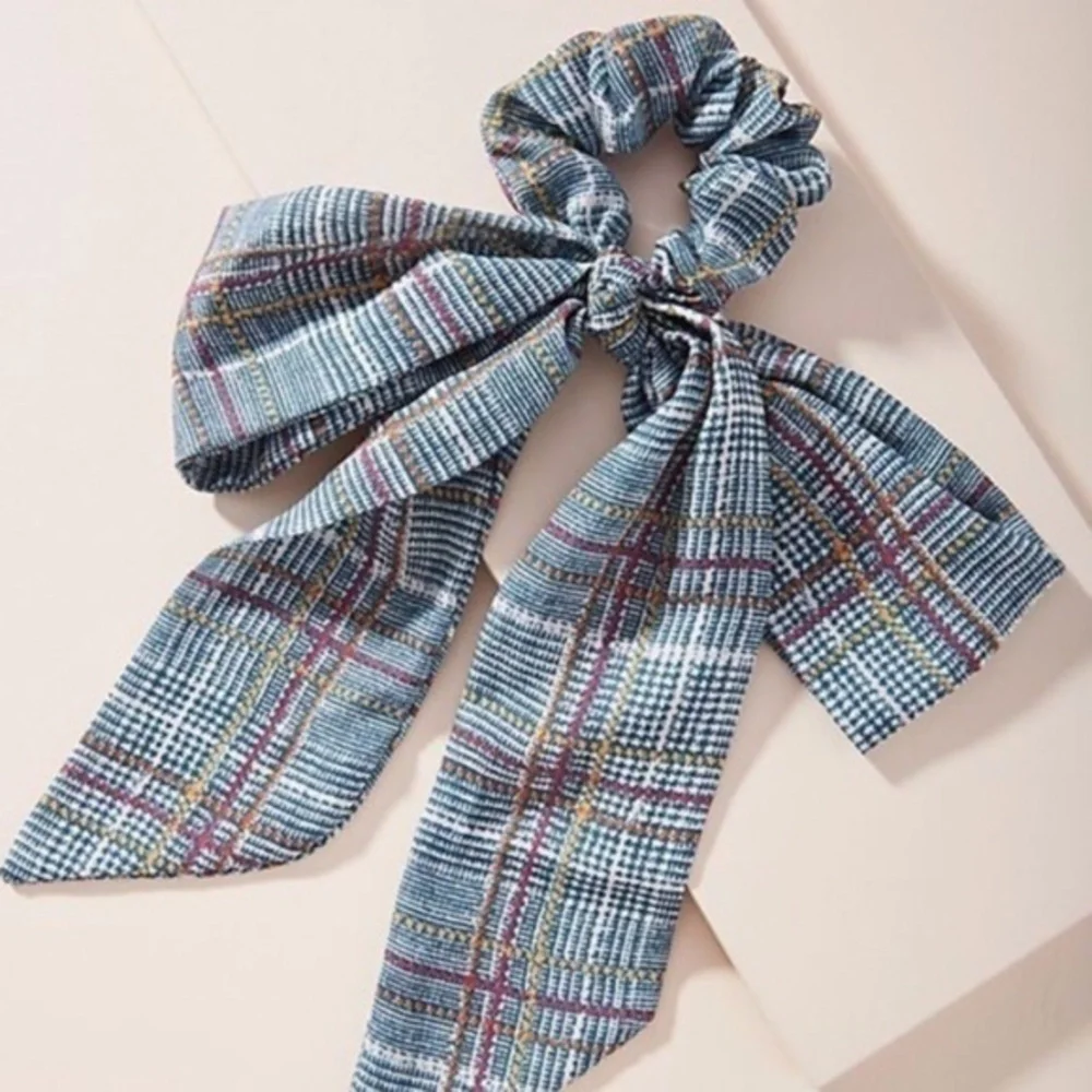 Anthropologie Plaid Pony Tail  Bow Scrunchie
